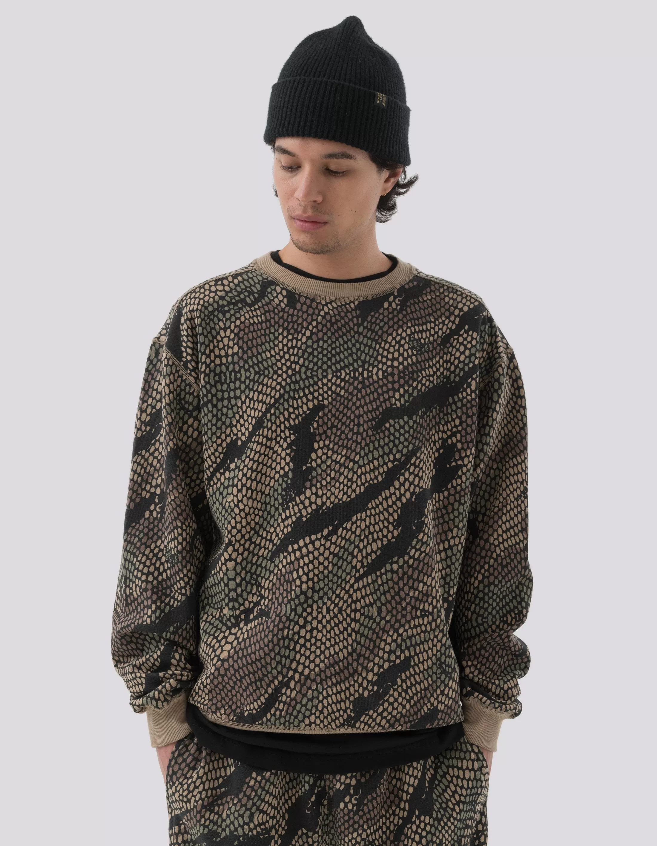 5067 Organic Camo Crew Sweat Woodland