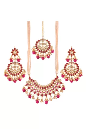 Alloy Necklace Set with Maang Tikka in Pink