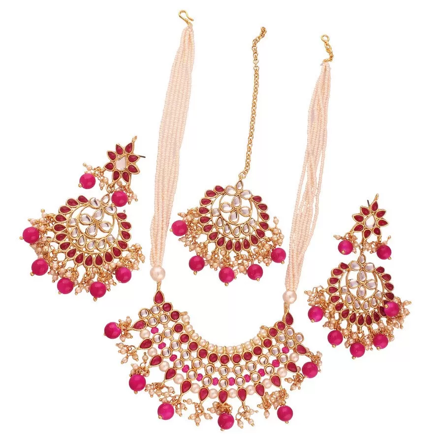 Alloy Necklace Set with Maang Tikka in Pink