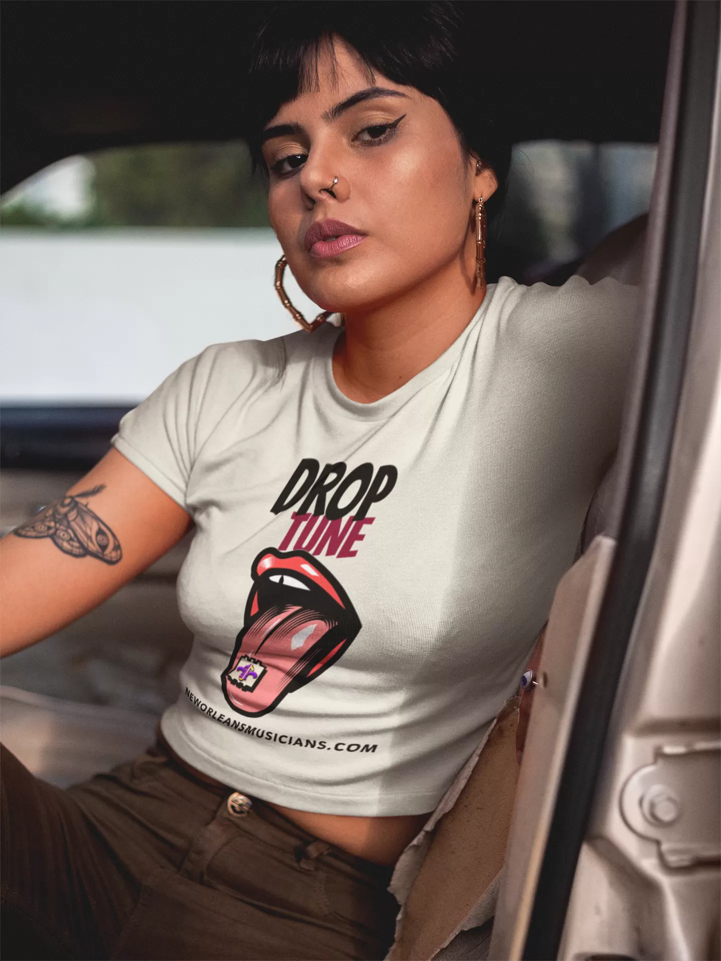 Drop Tune Women's Relaxed T-Shirt