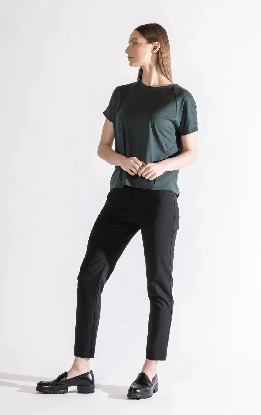 LIGHTWEIGHT WOOL BLEND SLIM LEG TROUSER