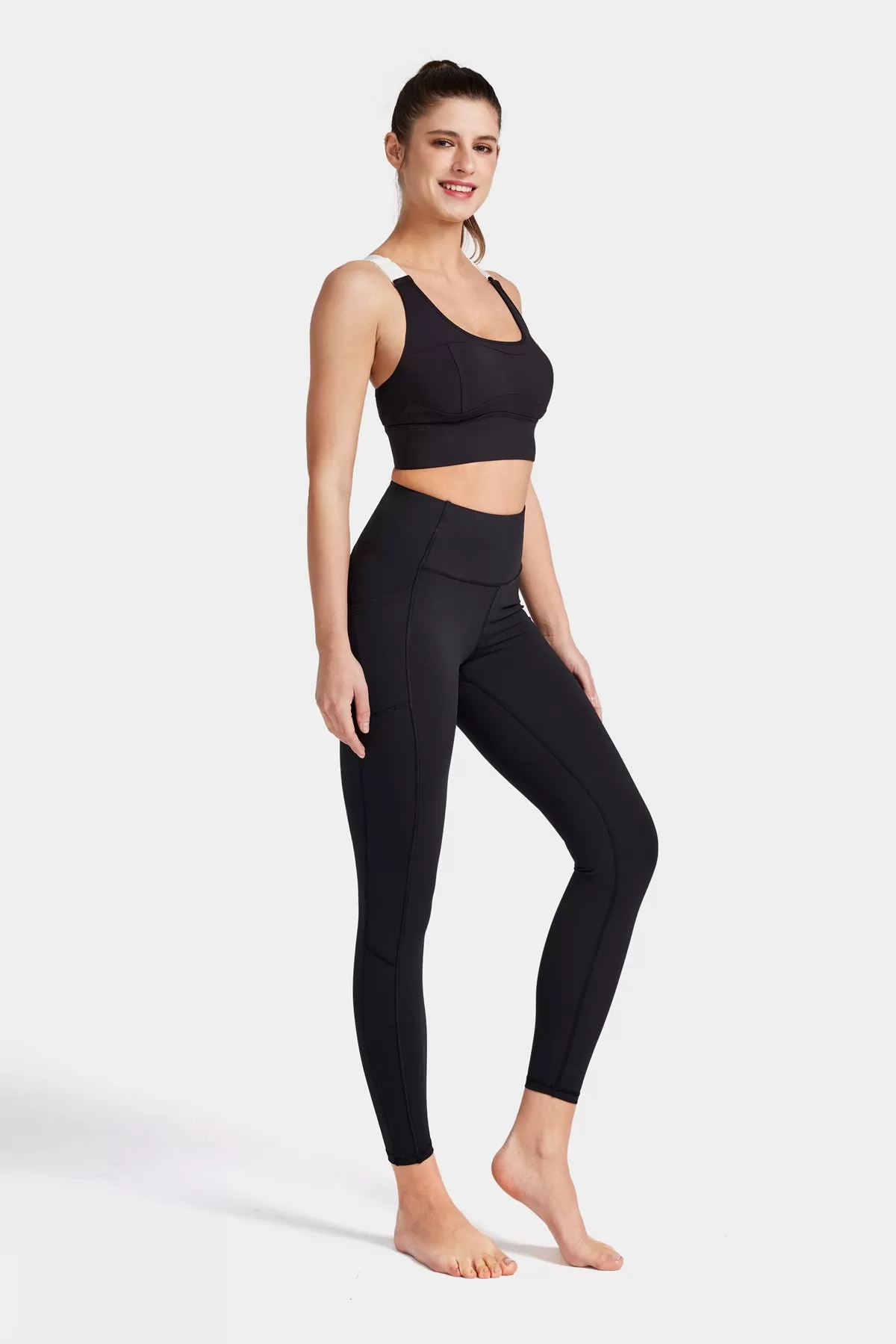 Supportive High-Rise Tight with Pockets