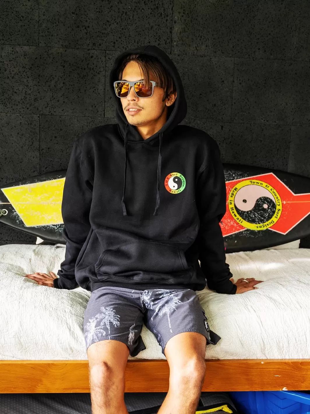 T&C Surf Australia OG Pop Hoodie Black Fade