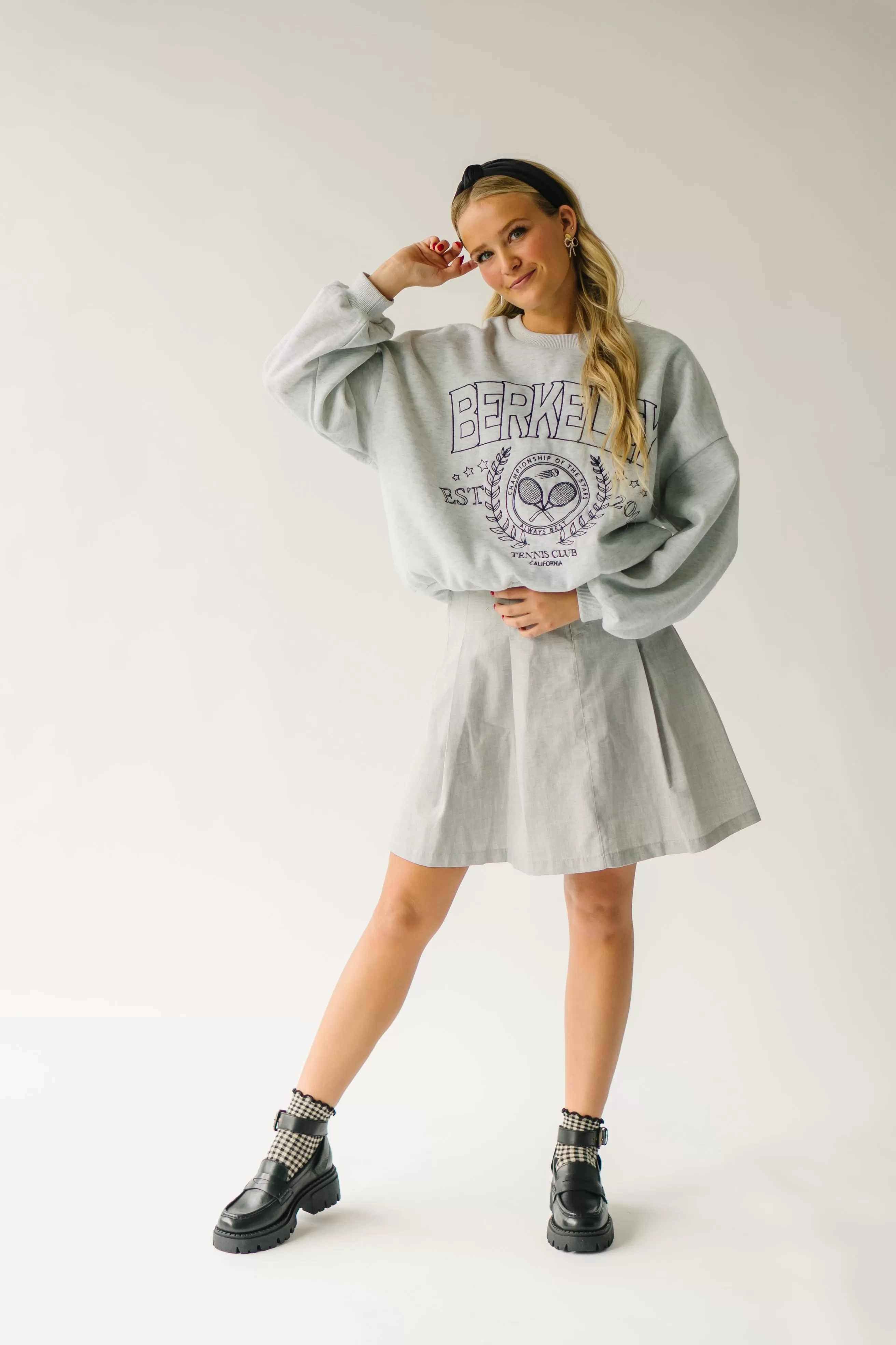 The Berkeley Graphic Sweatshirt in Heather Grey